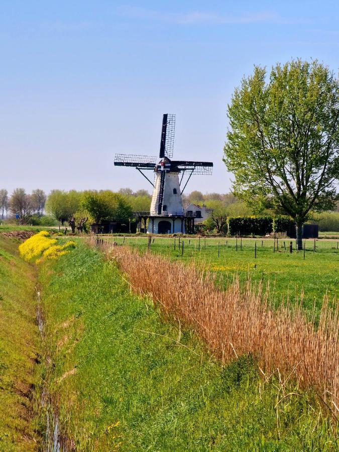 De Corner Van Zeeland Met Jacuzzi Sint Annaland Eksteriør billede