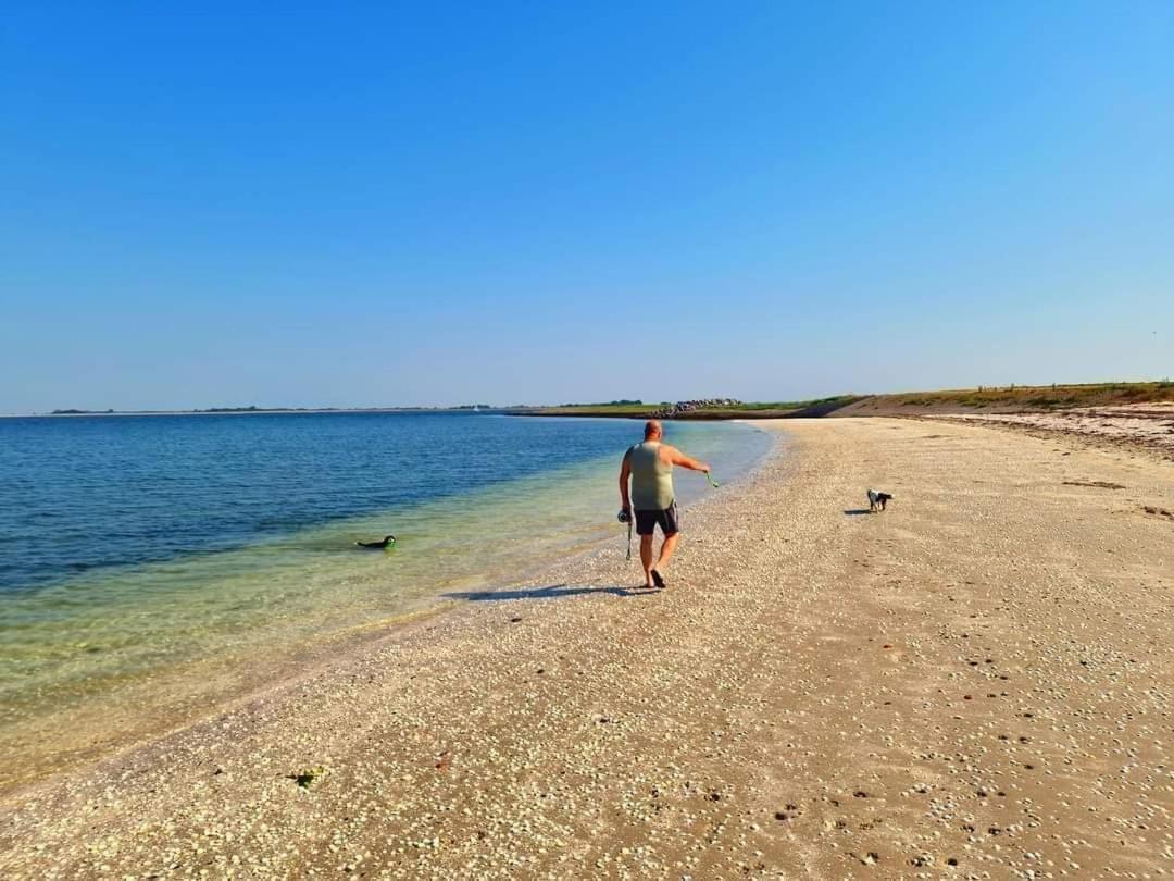 De Corner Van Zeeland Met Jacuzzi Sint Annaland Eksteriør billede